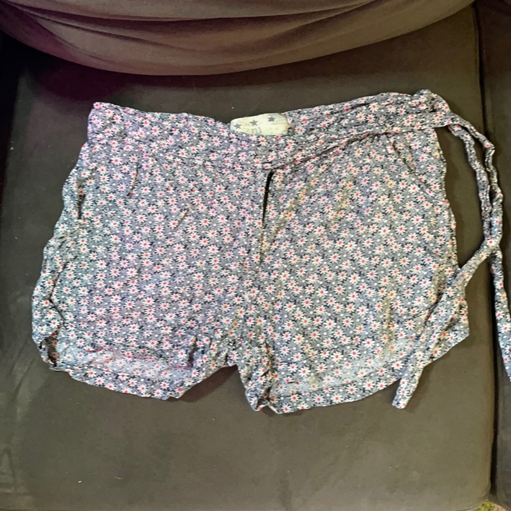 Cute women’s shorts 🩳